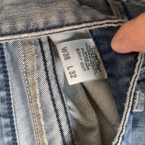 Silvertab Levi's bootcut jeans size 36x32 - Picture 5 of 6